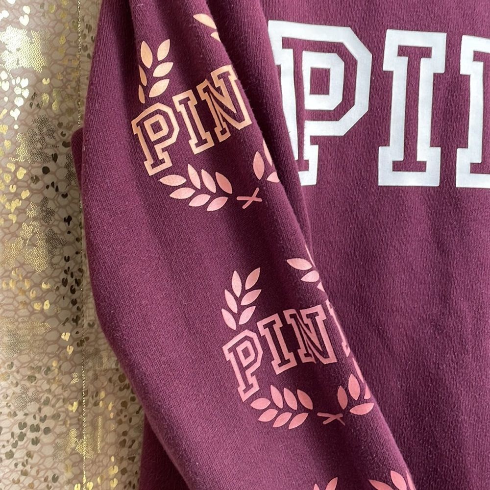 PINK Victoria’s Secret maroon crewneck sweater, logos on sleeve/front XS - Picture 4 of 7